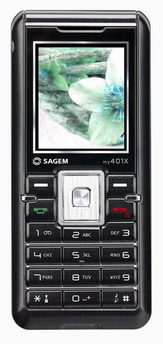 Тонкий телефон Sagem my401X весит 85 граммов